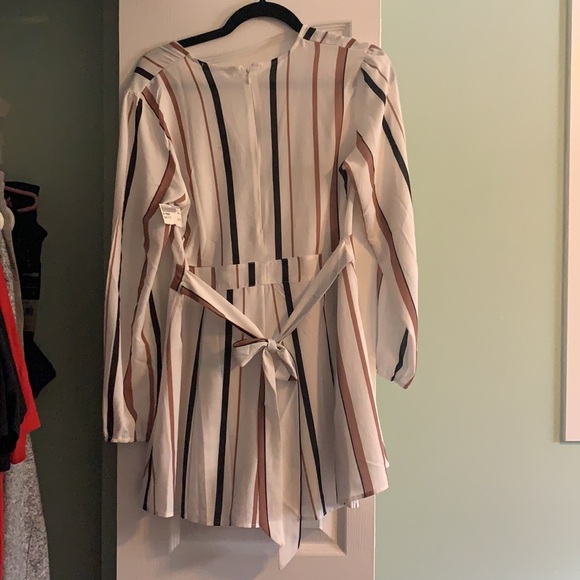 Vkozen romper - Picture 2 of 4